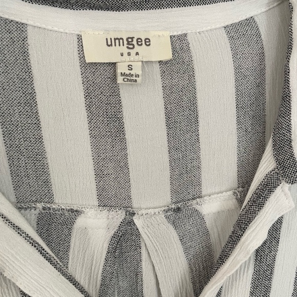 Umgee striped, button down top with fringed hem - Picture 2 of 5